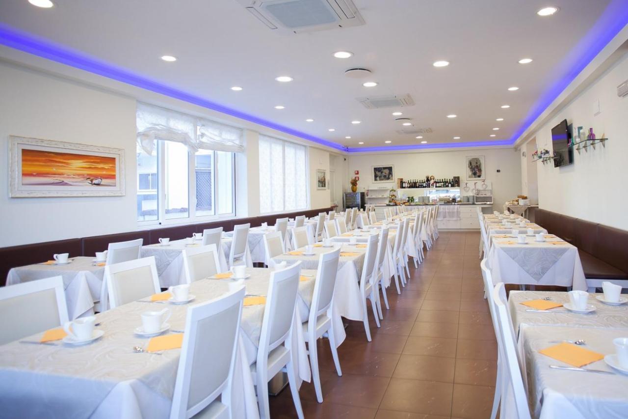 Hotel Albatros 3*